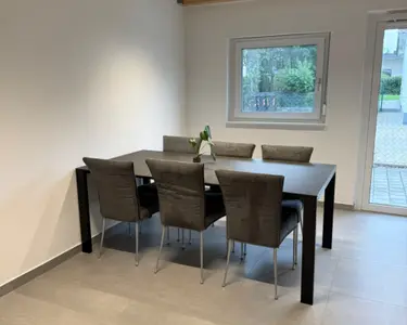 stahl-tischgestell-nach-mass-ral-9005 Maßgefertigtes Tischgestell aus Stahl mit schwarzer Lackierung in RAL 9005